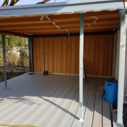 Créer une atmosphère méditerranéenne avec une pergola en fer forgé Sainte-Foy-les-Lyon